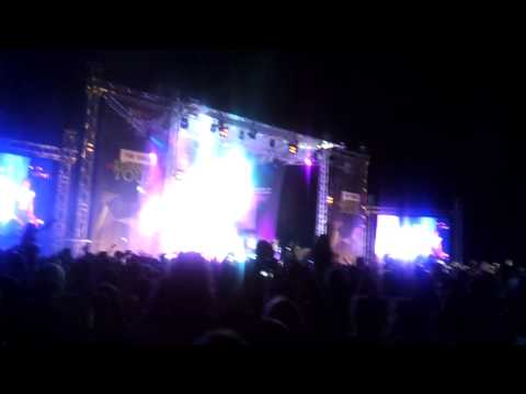 Mihaela Fileva feat. Billy Hlapeto Kogato ti triabvam@Cacao Beach, The Voice tour 18.07.2013