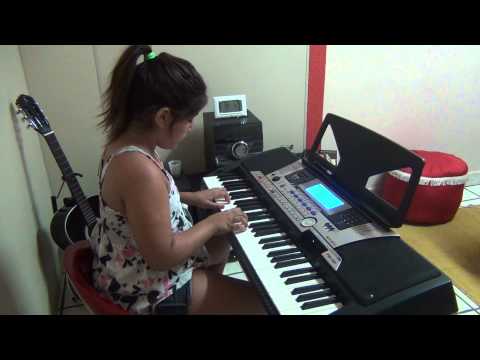 HELOÍSA BOSSO - LIÇÃO 16 - CLAVE DE FA E SOL - BASTIEN PIANO - COM RITMO