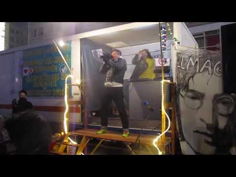 Corona-Disco mit Maikel auf dem Alexanderplatz,, 9.1.2021 Berlin, "Querdenken 30"