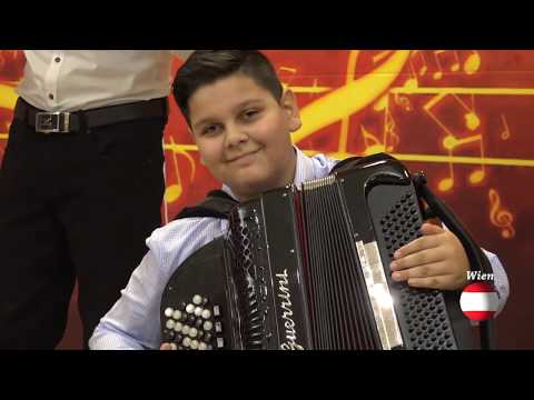 Valentino Marinkovic i Skola Dimic - Opa, cupa - Sezam produkcija (Tv Sezam 2019)