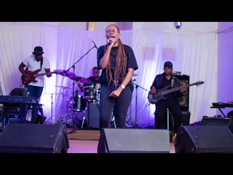 Zonke izindlela zakhe cover by Nozipho Beulah