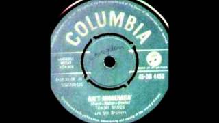 Tommy Bruce &amp; The Bruisers ( UK) 1960-Ain&#39;t Misbehavin&#39; -EMI Columbia -- 45-DB 4453.