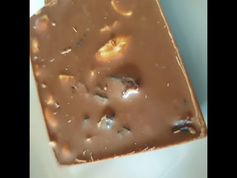 Easy Recipe: How to make 5 of your favourite chocolate slabs 🍫