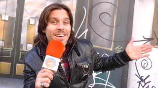 Javián nos canta su single "No somos héroes"  www.mitrampolin.com