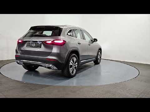 Mercedes-Benz GLA 180D Progressive - Image 2