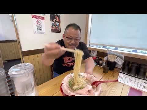 ``Noodle Shop Ushisaburo'' Esta es una tienda de ramen ubicada en Koikehara, ciudad de Oita 😊 Estaba delicioso ^_^