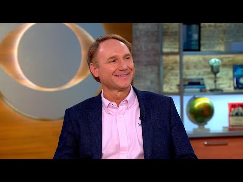 download lagu mp3 mp4 Dan Brown Origin, download lagu Dan Brown Origin gratis, unduh video klip Dan Brown Origin