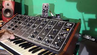 Video thumbnail for Behringer Bode Frequency Shifter 1630 by RinghausenMusic