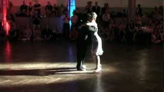 Carlitos Espinoza & Noelia Hurtado-Vals-2