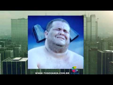 Mulher é presa com arma, munição e droga em casa no setor Finsocial 03 12 2014