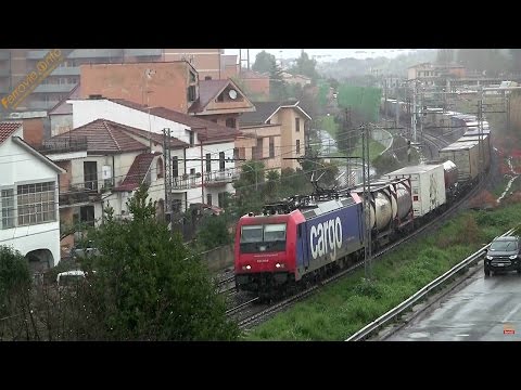484 004 SBB Cargo in transito a Monterotondo - SBB Cargo 484 004 running in Monterotondo
