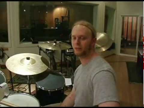 Roadrunner United - The Dagger