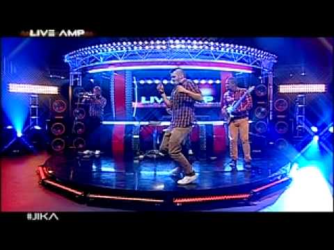 Micasa performance on the LiveAmp stage.