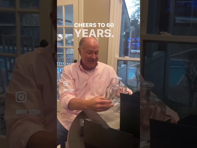 Vídeo relacionado con Betallic 35284P Aged To Perfection - Whisky, 34 pulgadas, multicolor