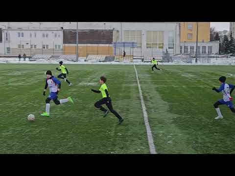 ESCOLA VARSOVIA II 2009 - BROŃ RADOM I 2009 wynik 1-2