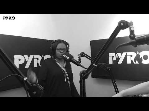 Pariz Spits Live Bars - #FlipLifeRadio - PyroRadio - (21/02/2018)