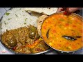 Easy Way To Make Gujarati Dal Rice Gujarati Khatti Meethi Dal Gujarati Recipes Flour Chicken Pulav