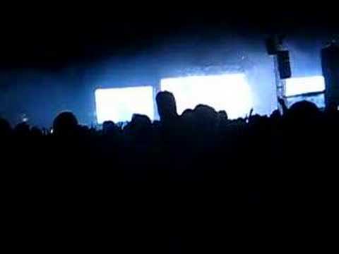 roger waters - in the flesh - part I - coachella 2008