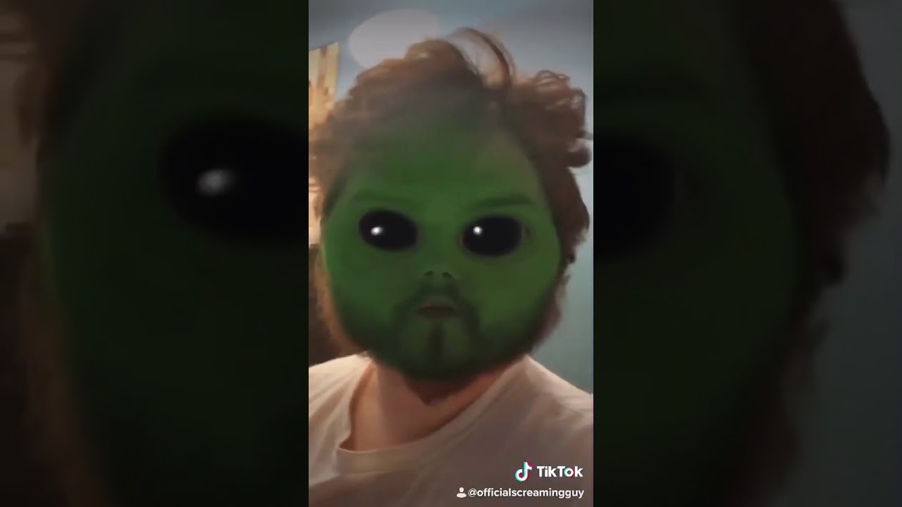 Breaking into Area 51 to clap some alien cheeks