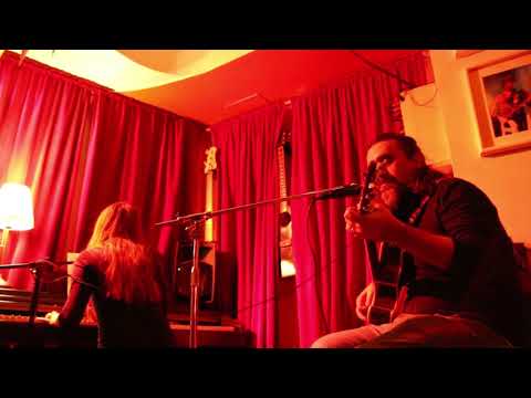 Berry  Jaws band  Macondo Bologna