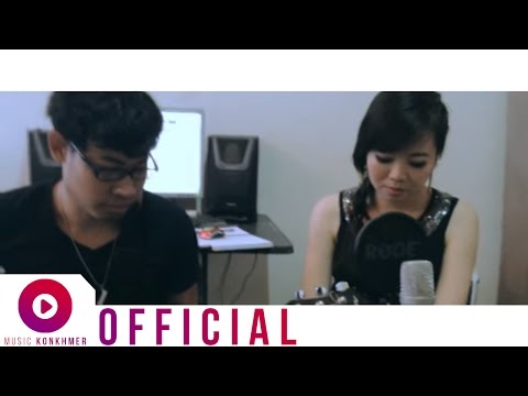 លួចស្នេហ៍ដួងច័ន្ទ (Louch Sne Doung Chan) Live Cover
