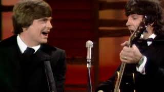 The Everly Brothers &quot;Walk Right Back&quot; on The Ed Sullivan Show