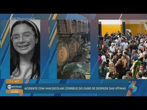 Vítima de acidente com van escolar é velada