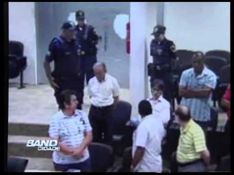 Band Cidade Campinas - Homem é expulso da câmara em Piracicaba - 30 10 2012