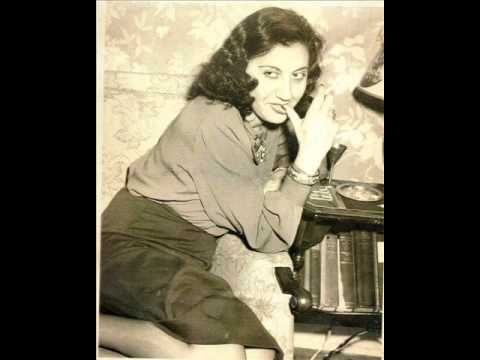 Sofia Vembo  I Tabakeira (English subtitles)