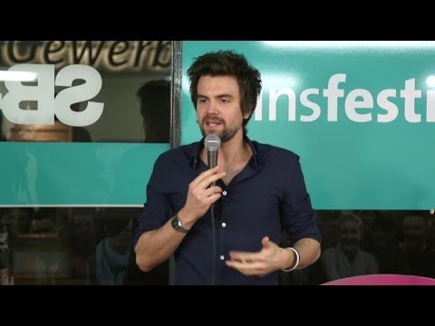 David Werker und die letzten Fragen der Menschheit - NightWash live