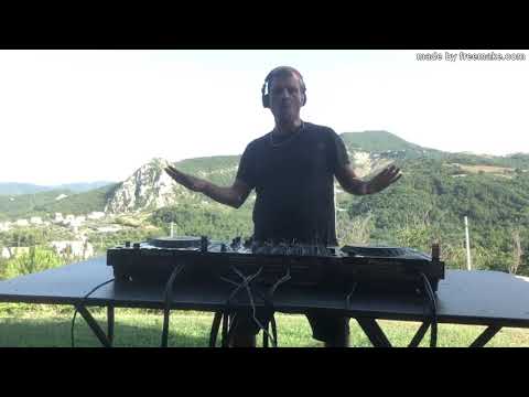 Luke Di Lullo- Techno Livestream in the mountains