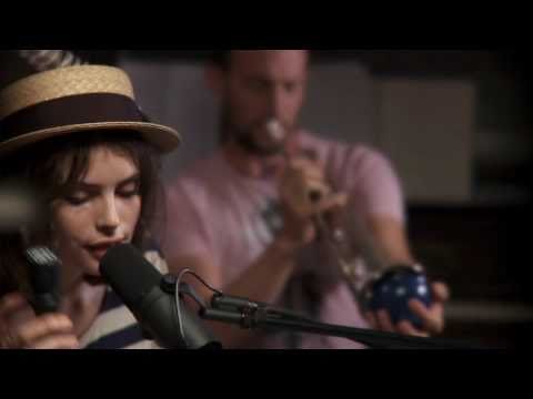 GOASTT (Sean Lennon & Charlotte Kemp Muhl) - Shroedinger's Cat @ The Collect