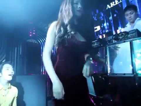 FUNNY & SEXY DANCE GAMESHOW AT ARENA CLUB