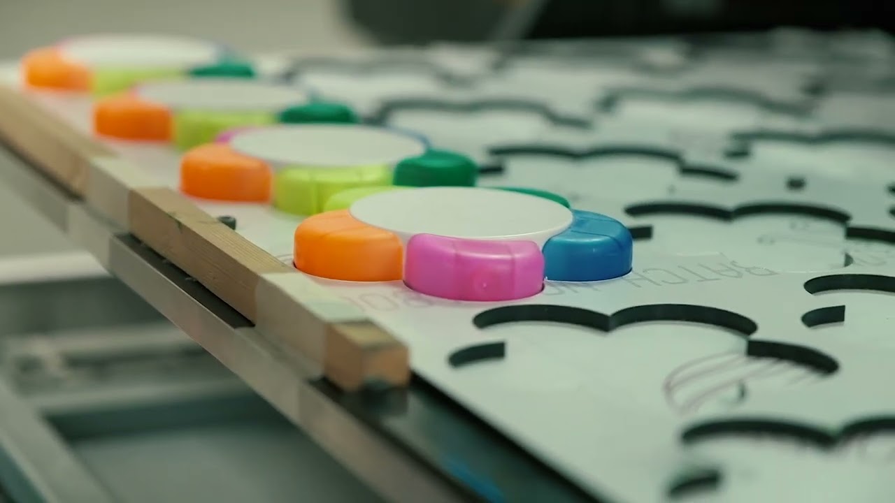 Full colour digital printing on promotional merchandise — CMYK printing for unlimited colours on branded products