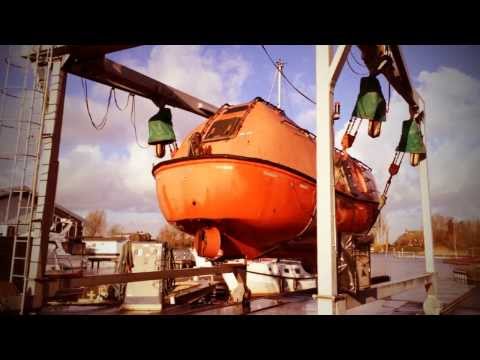 Offshore Lifeboat Gelcoat Refit - Professional Boat Care