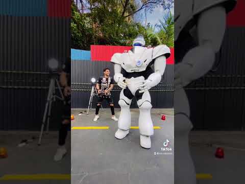 DANÇA GLU GLU! 🤖 #robozao #shorts