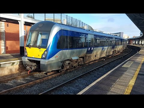 4000 Class DMU 4015 22000 Class DMU 22136 & NIR MPV No.11 on the Bangor line. 1/11/22