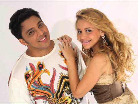 BANDA KITARA NAO DISFARCE - (CLIPE OFICIAL)