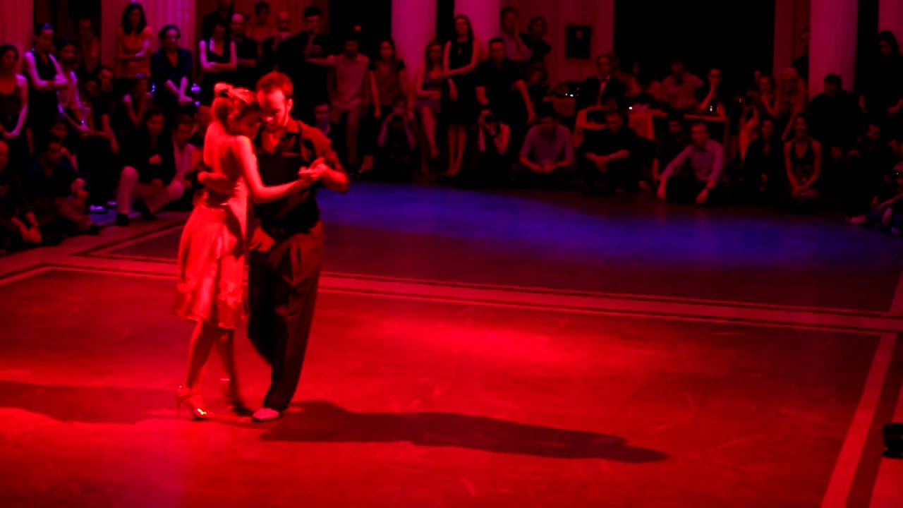 Milonga Pablo Rodriguez y Noelia Hurtado @ Belgrade Tango Encuentro 2010 (3/4)