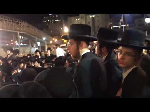 Lelover Rebbe And Chassidim Dancing At The Kosel Motzoei Tisha B'Av 5788