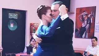 Video thumbnail for Una Fija (Di Sarli) Kseniya Rubina y Sergey Kurkatov. En lo de Balmaceda 16may24 (1/3)