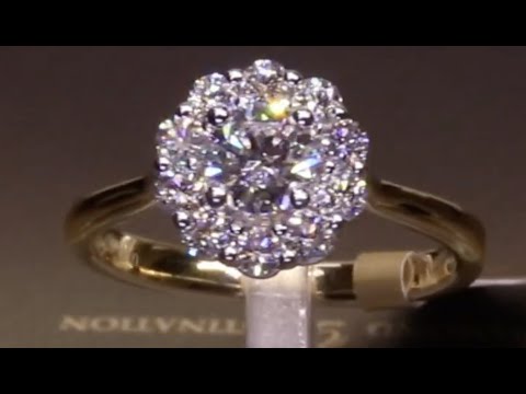 #82852 | T0.90ct/C0.50ct | Round Brilliant Halo Diamond Ring | Set in 18ct Yellow Gold