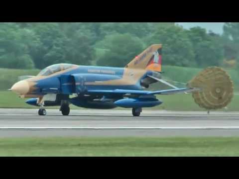 F-4 Phantom Pharewell 37+01 in Action! Very low and fast!