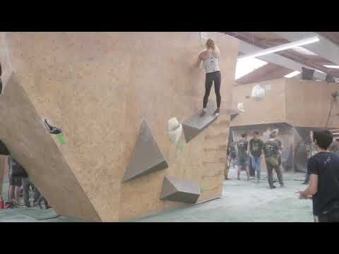 Janja Garnbret Bloc Master 2020 Quali Show Reel