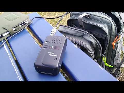 Conrad Pocket Com40 CB Funkgerät mit Versuchaufbau einer Mobilantenne