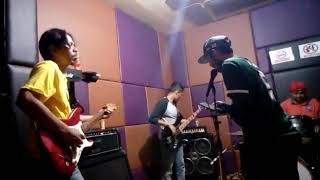 Download lagu Misteri ilahi mp3 Download lagu Misteri ilahi mp3