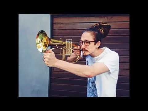 Cranio randagio ft. estro large SUPERSTITION