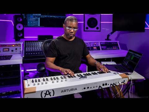 Arturia AstroLab 61-Key Stage Keyboard 2025 - Present - White image 24