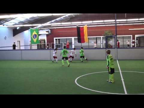 SV Spiegelberg - U9 Stuttgarter Kickers (Halle Saison 2013/2014)