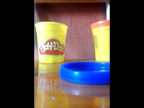 Plas  tilina azul iroja